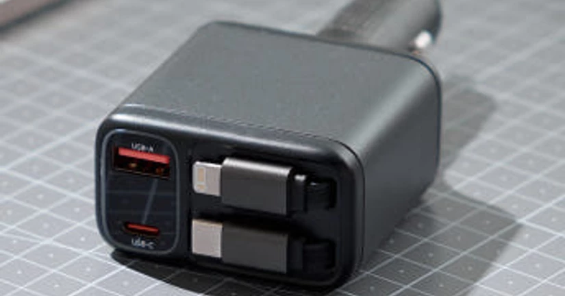 메이튼 릴킷 4in1 시거잭 충전기