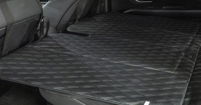 메이튼 차량용 평탄화 뒷좌석 매트